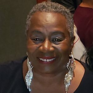 Meet your Posher, Flora cox